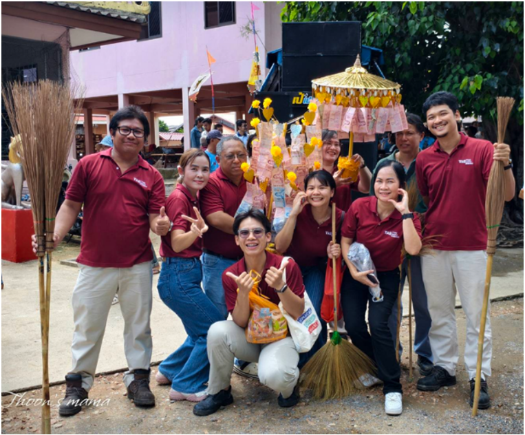 เข้าร่วมงานประเพณีทอดกฐินกับวัดรอบๆโรงงาน